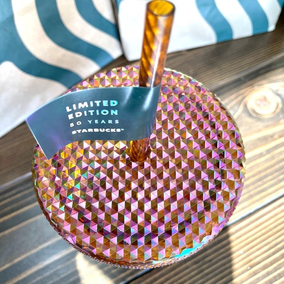 Limited edition 50th anniversary Starbucks tumbler - Picture 4 of 4